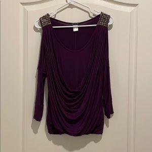 Venus. Cold shoulder plum top